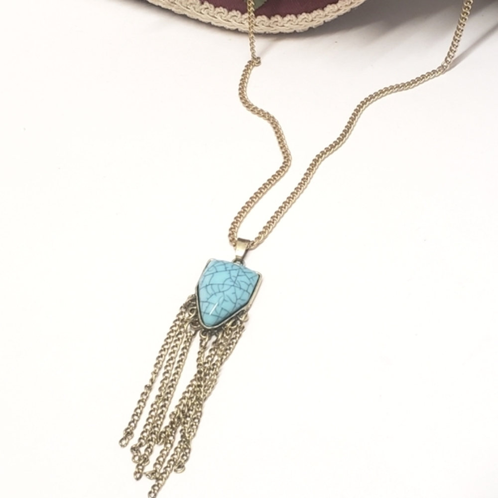 Vintage Avon Faux Turquoise & Gold Chain Tassel Necklace Acrylic Stone - Picture 2 of 5